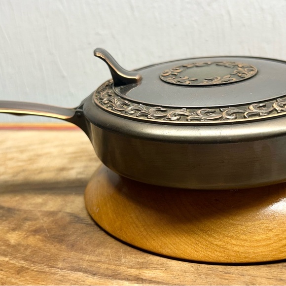 Vintage L.E. Mason Co. Boston Mass. Silent Butler Crumb Catcher - Picture 10 of 13